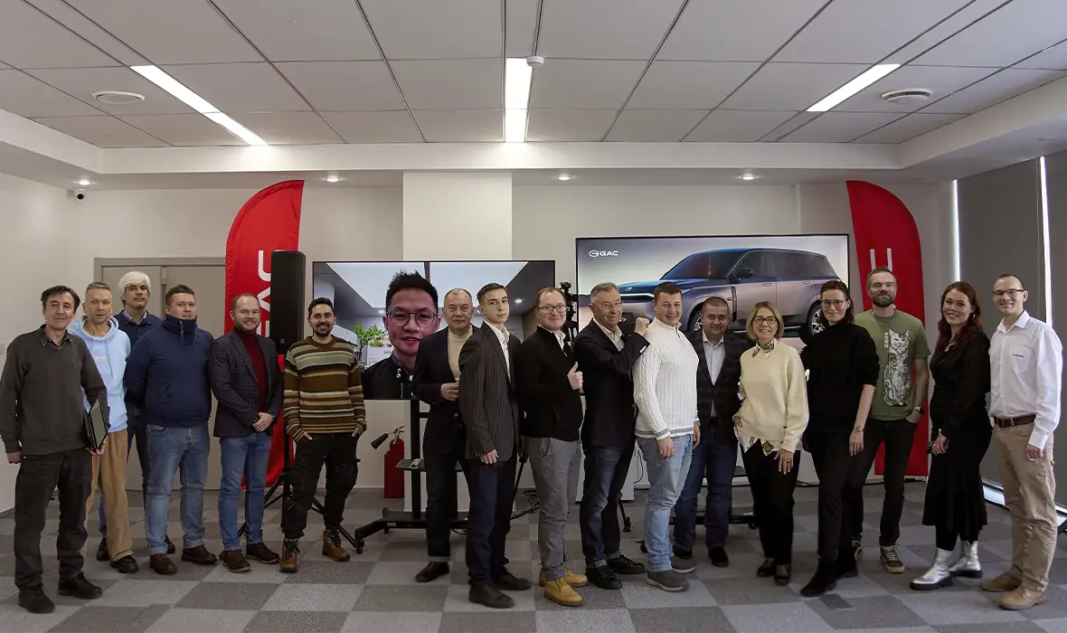 Новость GAC (В Москве прошла закрытая презентация дизайна GAC S7 с участием дизайнера бренда)